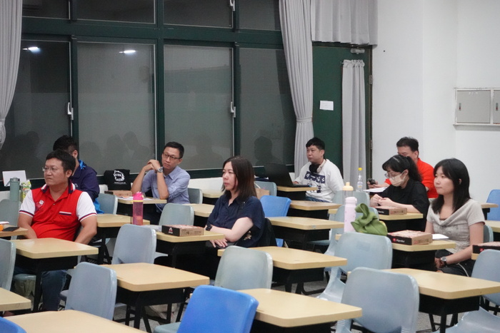 114學年度法律學系新生座談會圖片