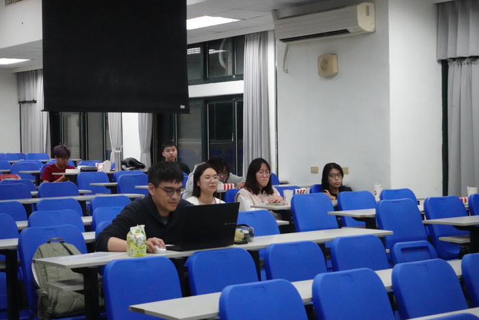 114學年度第一學期生涯發展座談會圖片