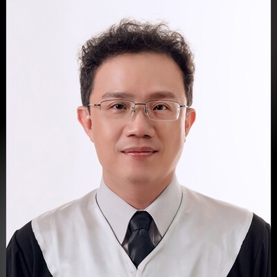 廖哲宏老師圖片